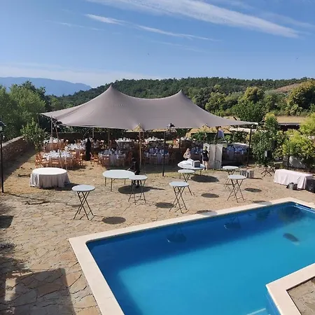Holiday home Cal Pes De Tendrui